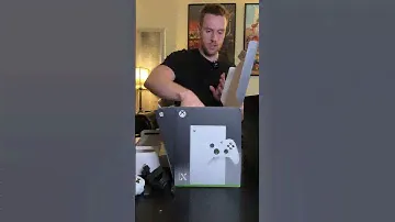 Unboxing the Robot White Xbox Series X