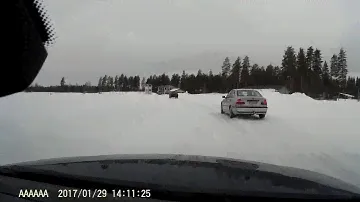 Finalgear Icetracking 2017, a drifty e46